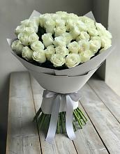 Букет 35 Белых роз в Октябрьском Архангельской области