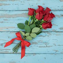 Букет Красные розы в Октябрьском Архангельской области