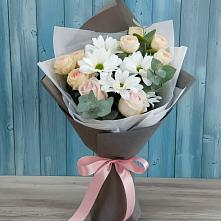 Букет цветов из:  Хризантемы и Розы в Октябрьском Архангельской области