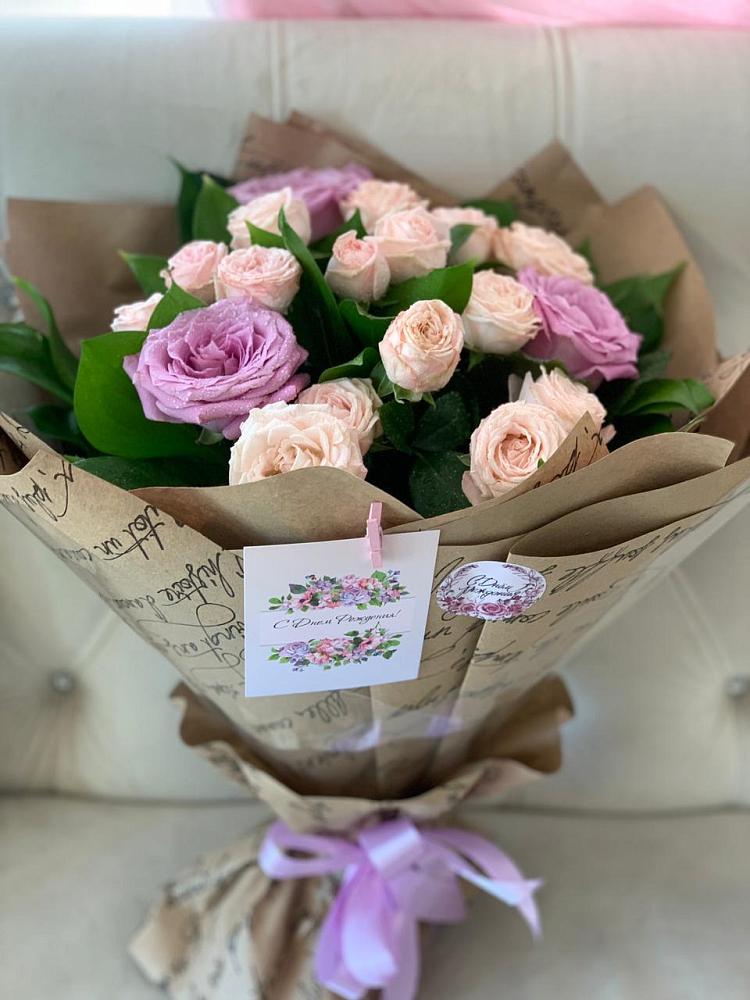 Букет цветов из: Розы в Октябрьском Архангельской области