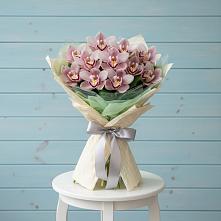 Букет цветов из:  Орхидеи и Розы #REPLACE_PRED# Октябрьском Архангельской области