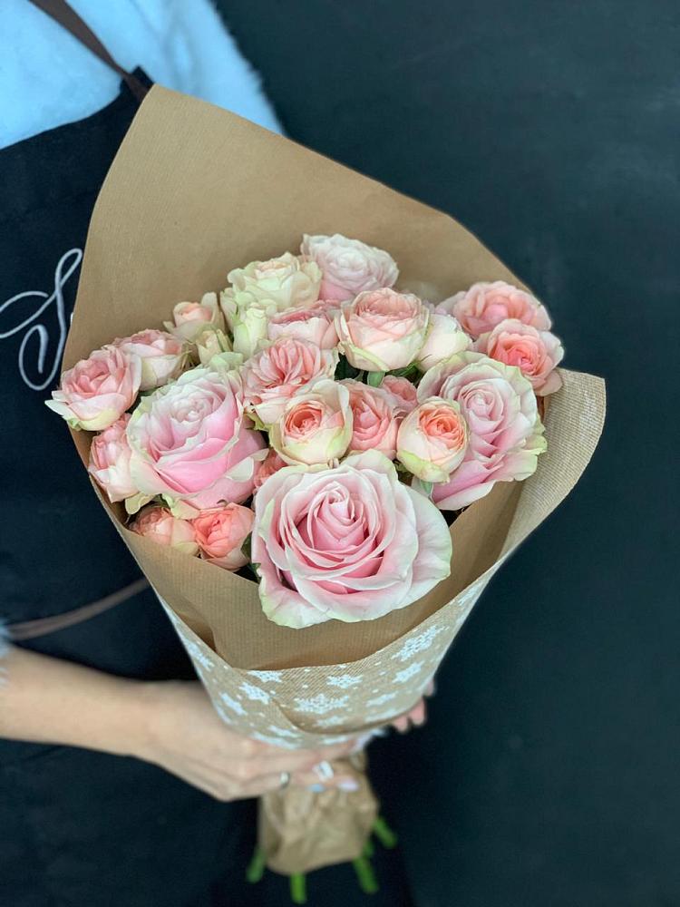 Букет цветов из: Хризантемы и Розы в Октябрьском Архангельской области