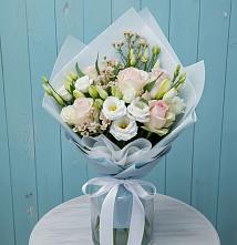 Букет цветов из:  Розы и Лизиантусы #REPLACE_PRED# Октябрьском Архангельской области