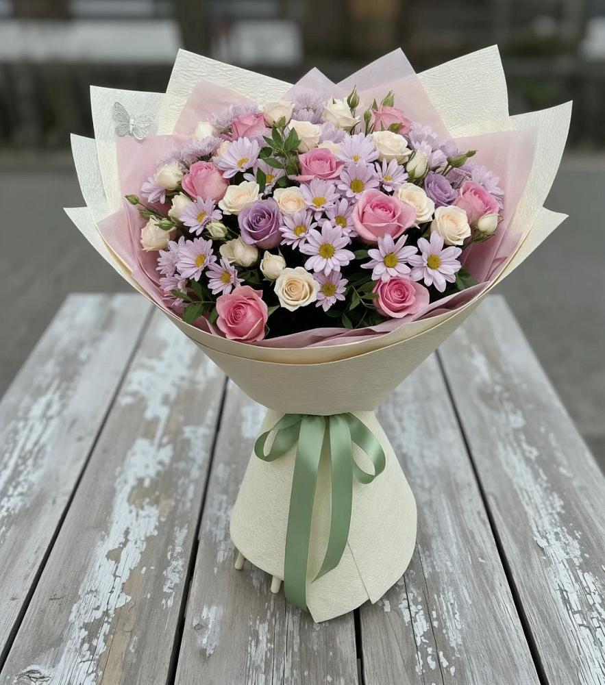 Букет цветов из: Розы и Хризантемы в Октябрьском Архангельской области