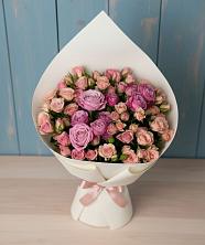 Букет цветов из:  Розы в Октябрьском Архангельской области