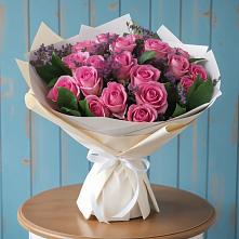 Букет цветов из:  Розы в Октябрьском Архангельской области